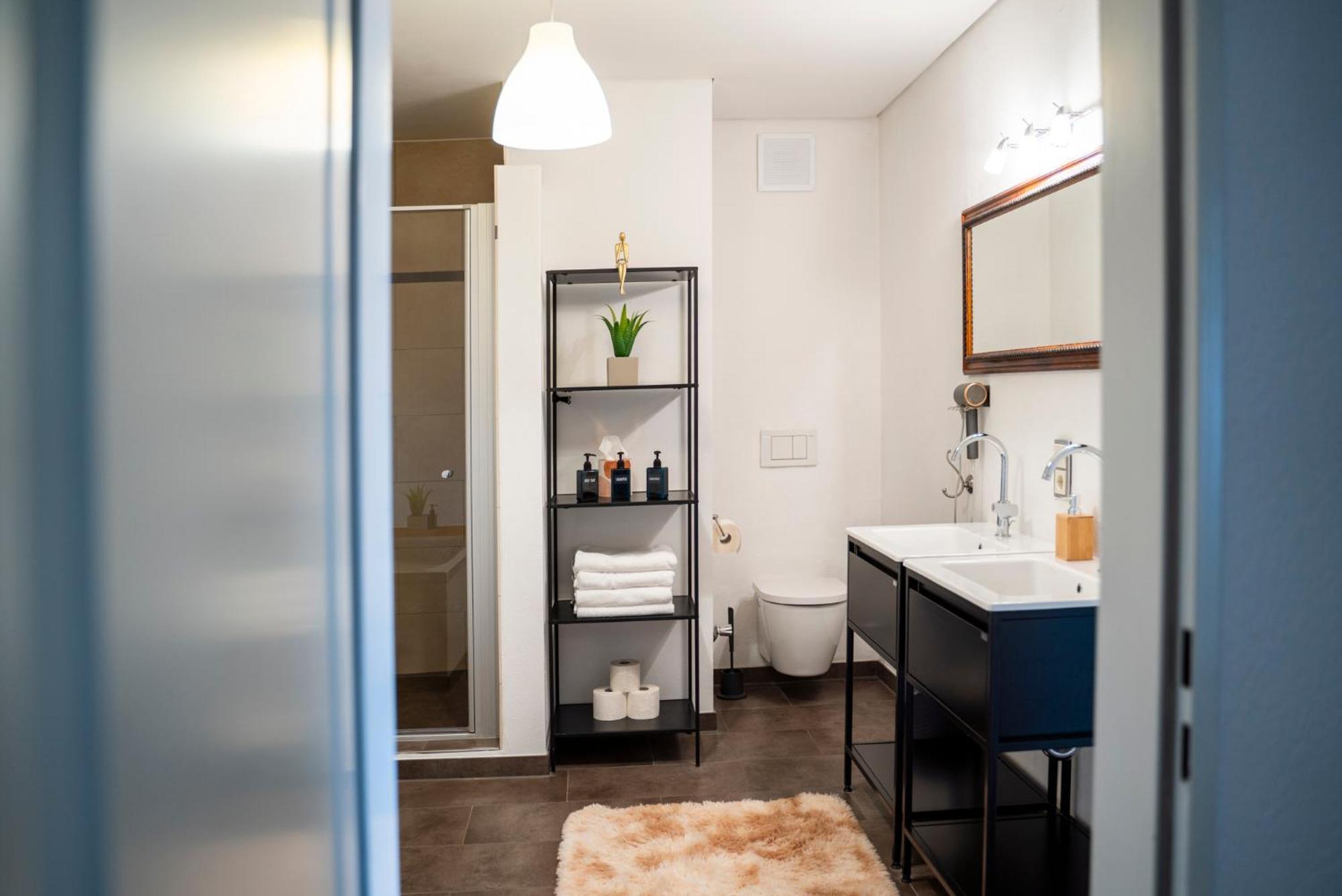 130M2 Loft - Balkon, Smart Tv, Badewanne, Kaffee Apartment Rosenheim Ngoại thất bức ảnh