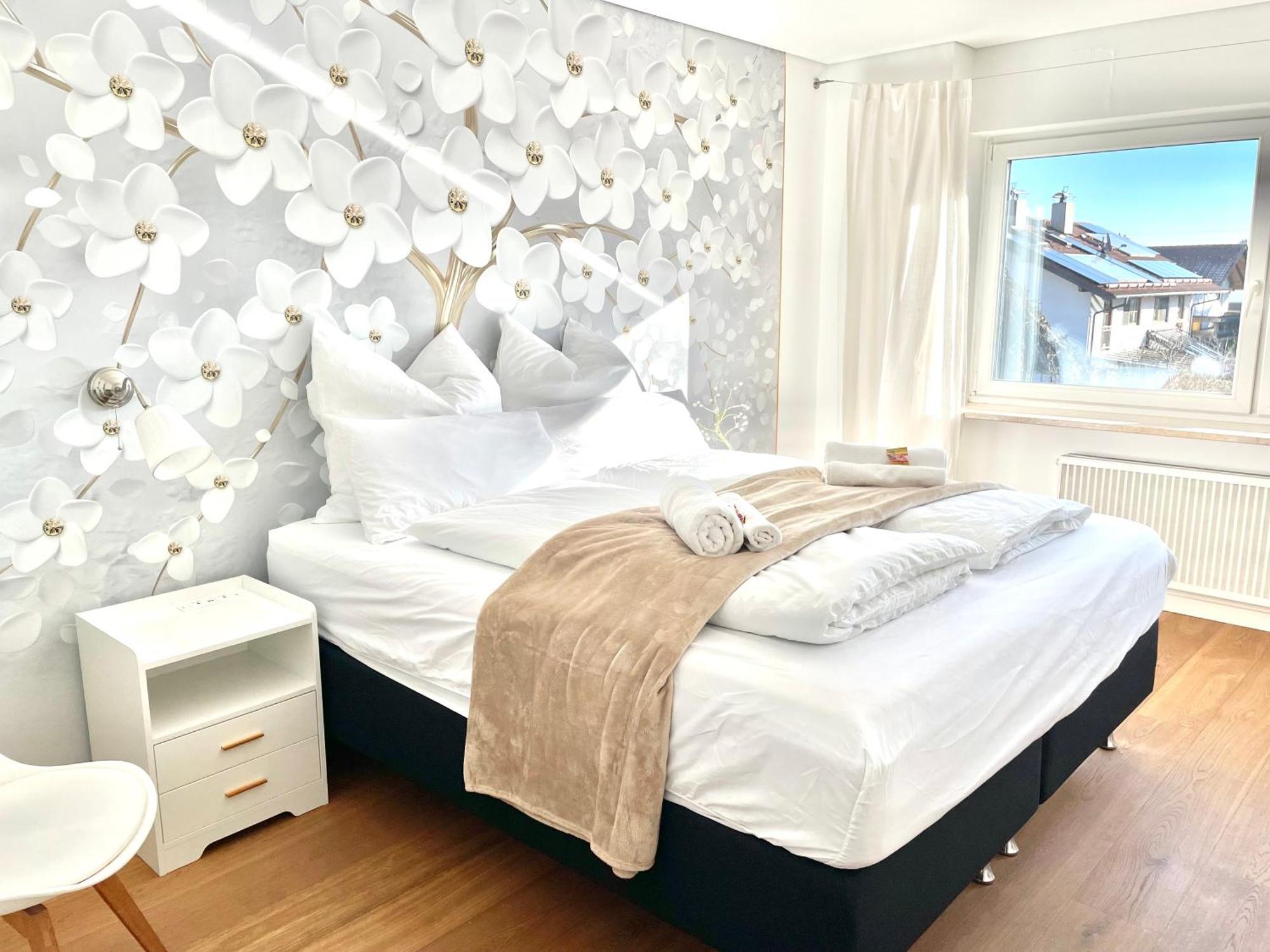 130M2 Loft - Balkon, Smart Tv, Badewanne, Kaffee Apartment Rosenheim Ngoại thất bức ảnh